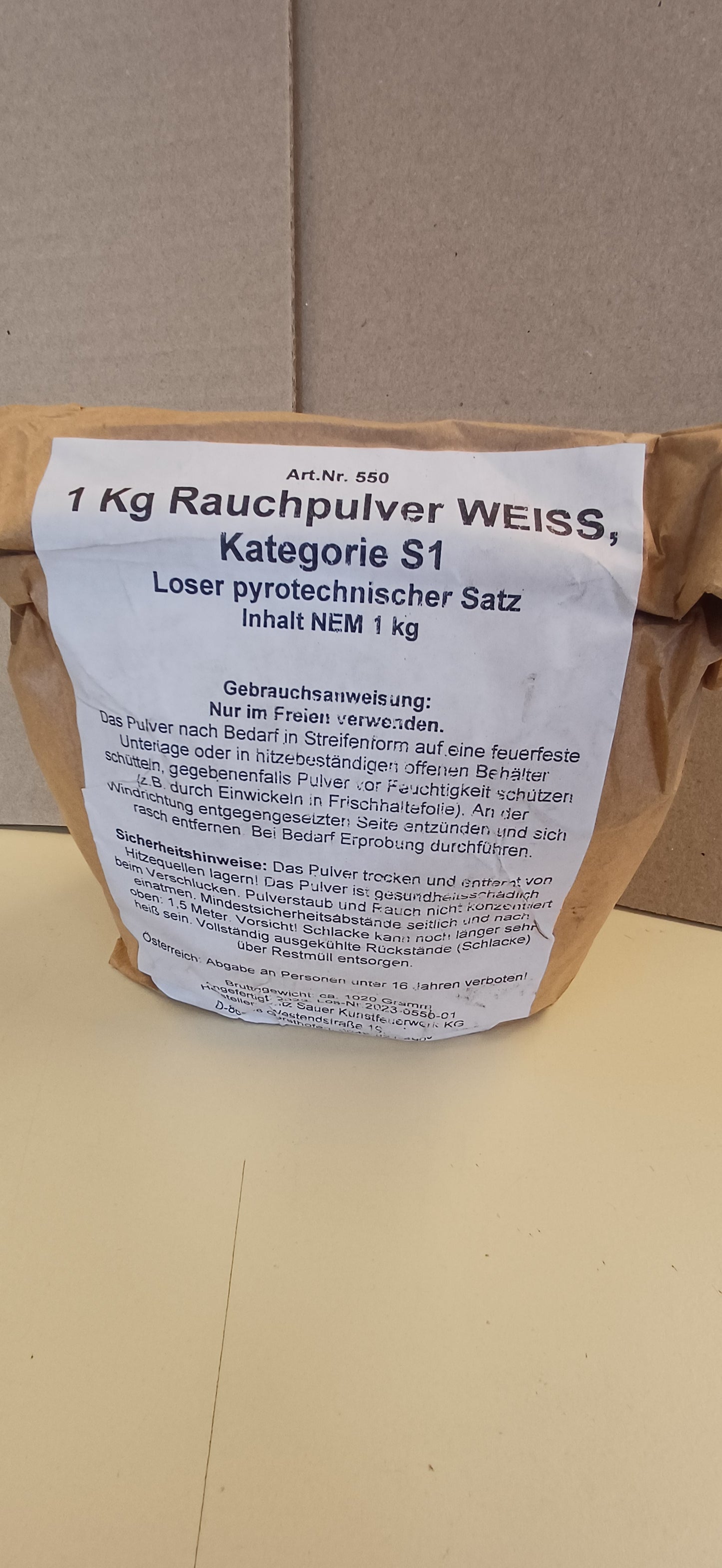 Rauchpulver weiss